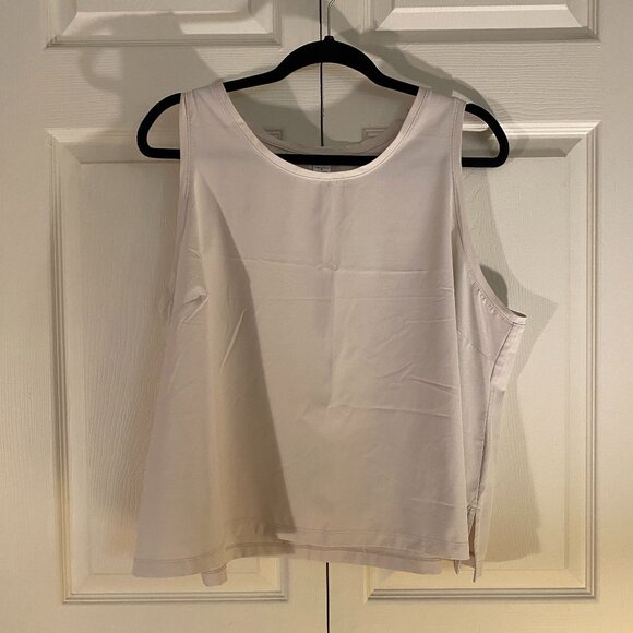 Off-white Old Navy Stretchtech workout tank top (XL) - Picture 2 of 5